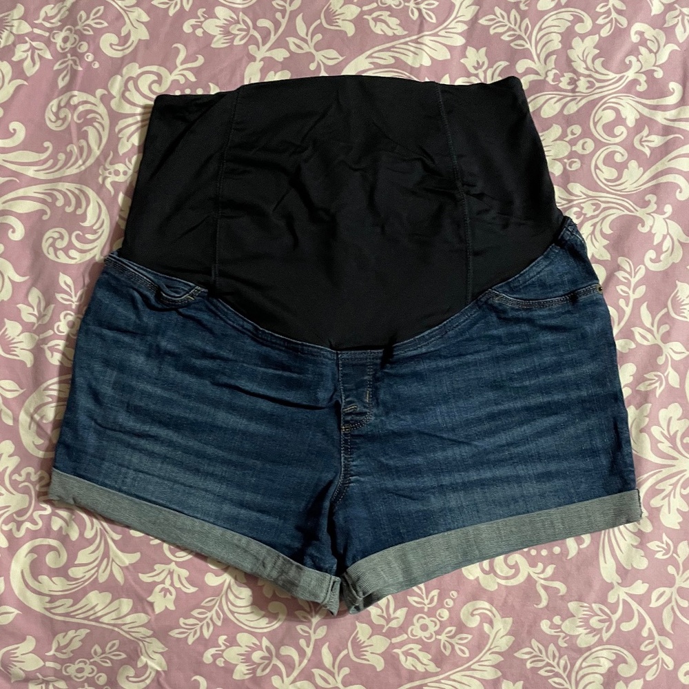 Isabel Maternity Jean Shorts Size 12